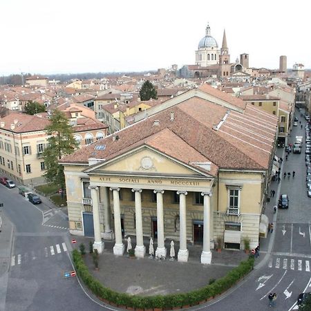 Hotel Italia Mantova Esterno foto
