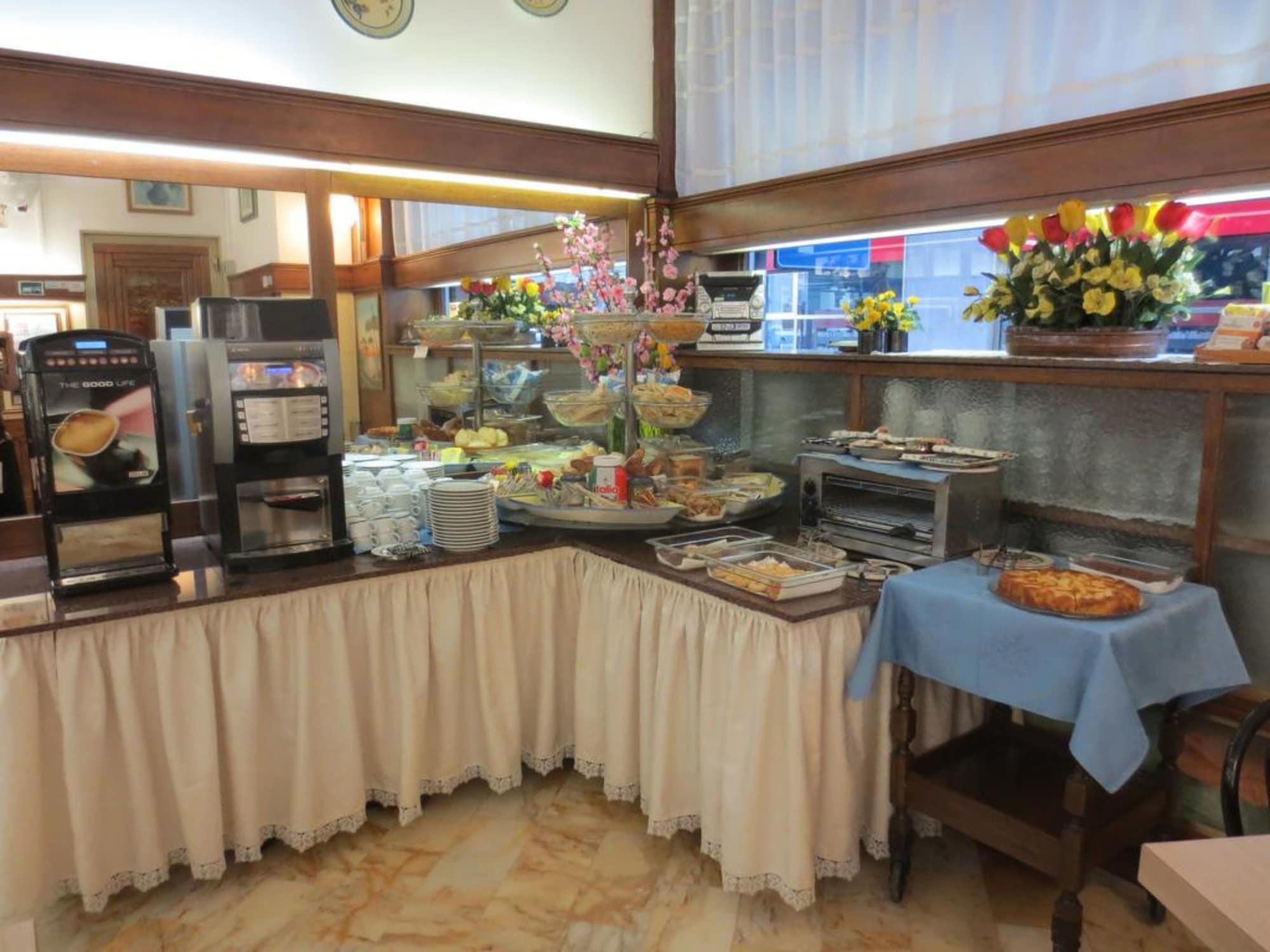 Hotel Italia Mantova Esterno foto